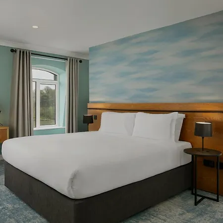 マリーナ ウォーターフォード