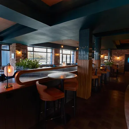 Ξενοδοχείο Marina