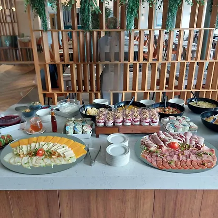 マリーナ ホテル