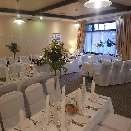 Ξενοδοχείο Marina 4*