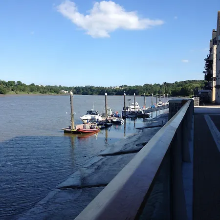 マリーナ ホテル