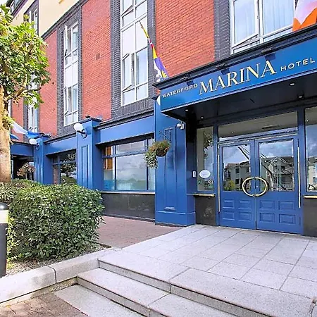 Marina Hotel
