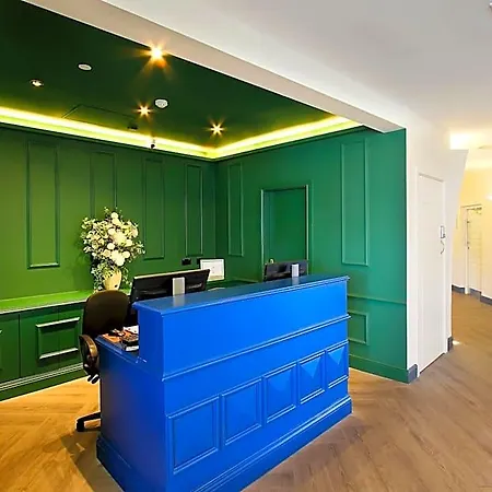 Marina Hotel 4*