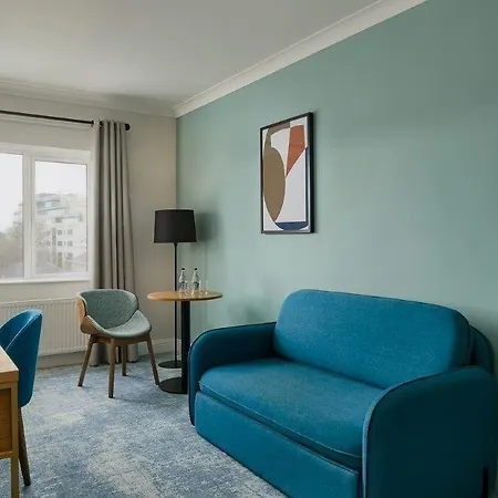 Marina Hotel 4*