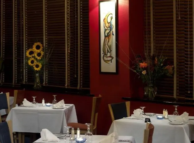 Отель Marina 4*